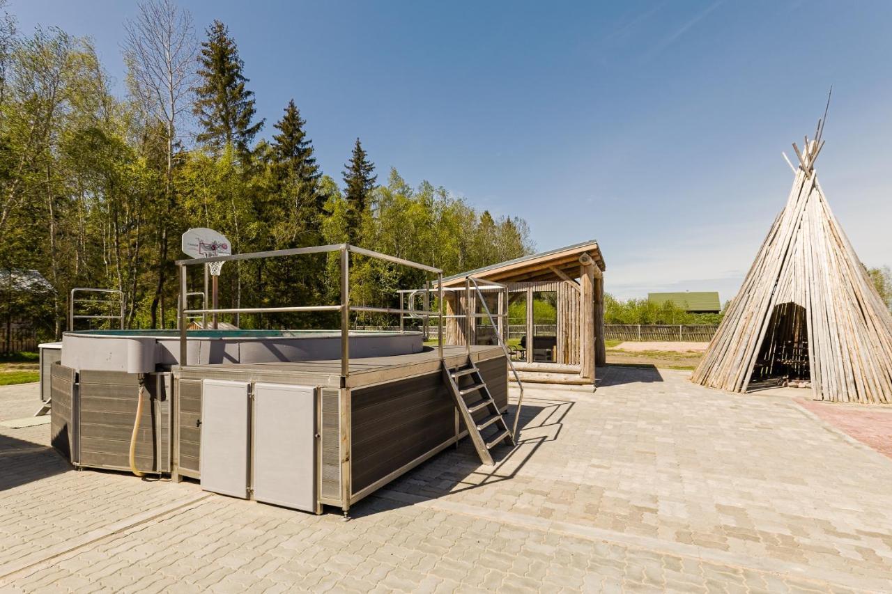 Kajamaa Holiday Home Saku Exterior photo